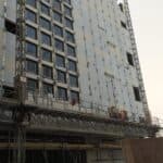 Mast climber installation at شارع لوسيل التجاري