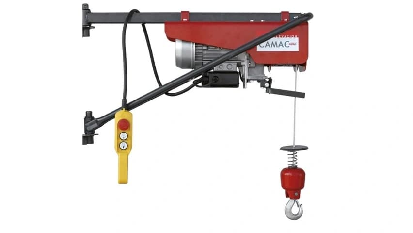 CAMAC construction hoist and material lift
